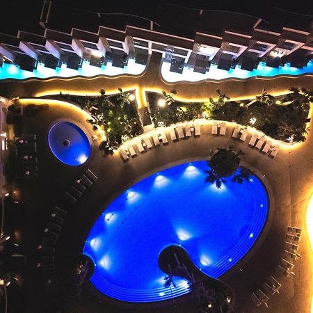 Radisson Beach Resort Lárnaka Eksteriør bilde