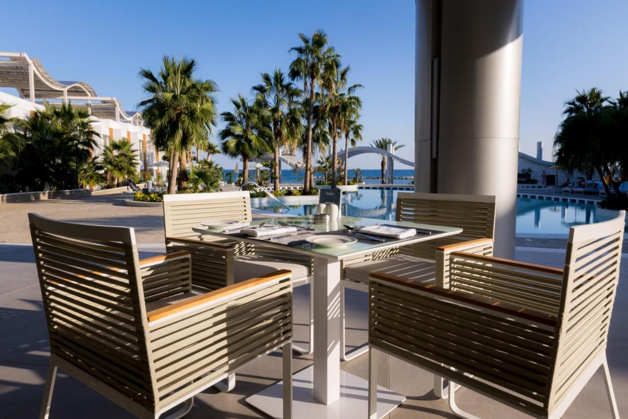 Radisson Beach Resort Lárnaka Eksteriør bilde