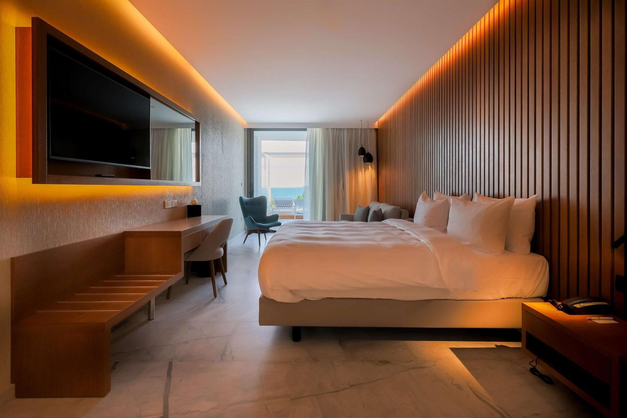 Radisson Beach Resort Lárnaka Eksteriør bilde
