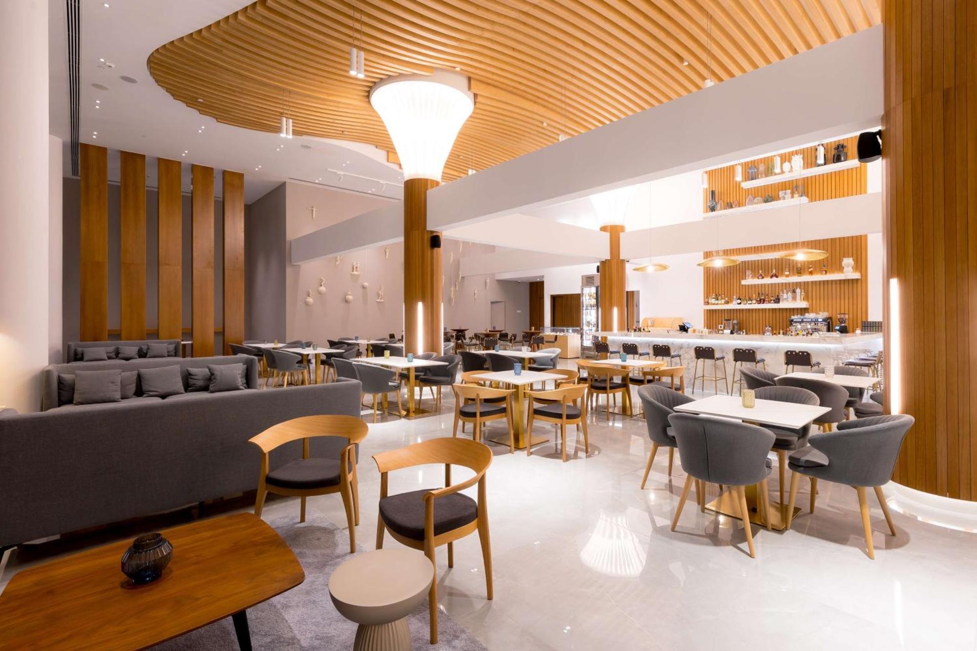 Radisson Beach Resort Lárnaka Eksteriør bilde